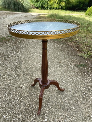 Guéridon Tripode Louis XVI en acajou - Mobilier Style Louis XVI