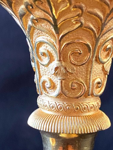 Antiquités - Paire de bougeoirs Empire en bronze doré