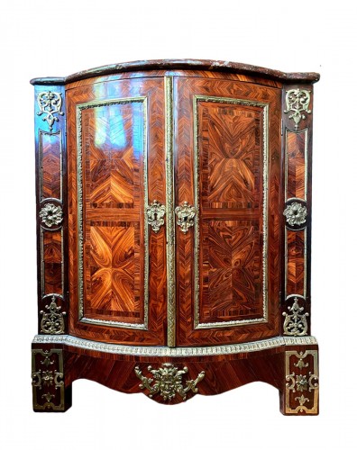 Corner cabinet in marquetry of exotic wood