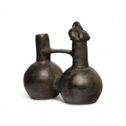 Archéologie  - Vase siffleur précolombien. Chimú. XIe - XVe siècle ap. J.-C.