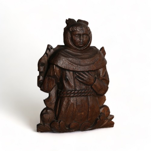 Art sacré, objets religieux  - Élément en bois sculpté représentant un moine. XVIe - XVIIe siècle. Pays-Bas