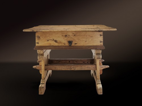 Table gothique tardive - Mobilier Style Moyen Âge