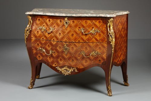 Mobilier Commode - Commode Hollandaise en parqueterie d'époque Louis XV