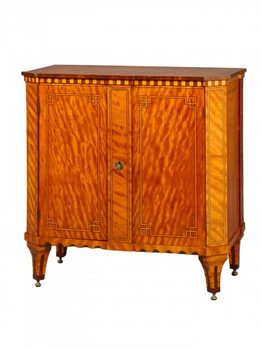 Dutch Louis XVI satinwood commode