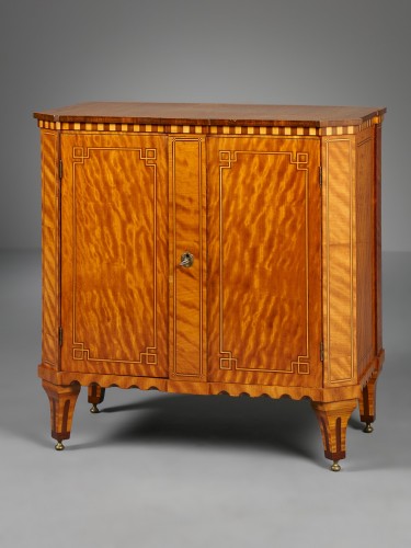 Dutch Louis XVI satinwood commode - Furniture Style Louis XVI