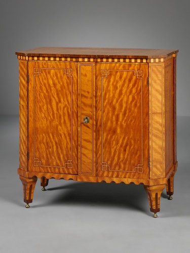 Commode hollandaise d’époque Louis XVI - Mobilier Style Louis XVI