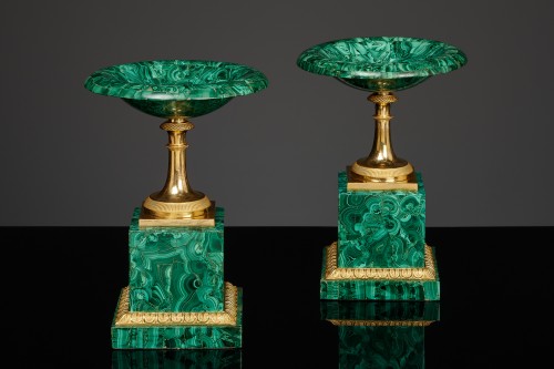 Pair of Russian mounted malachite tazze, circa 1820 - Decorative Objects Style Empire