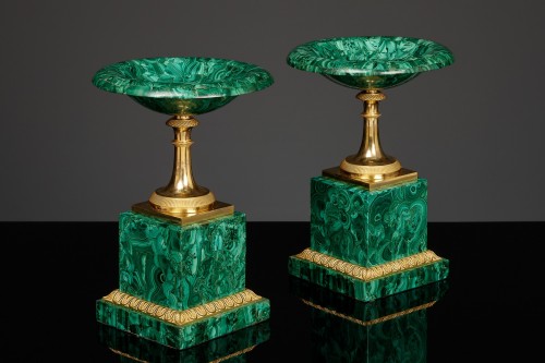 Decorative Objects  - Pair of Russian mounted malachite tazze, circa 1820