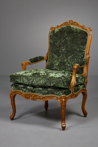 Ensemble of six Louis XV armchairs à la Reine - Seating Style Louis XV