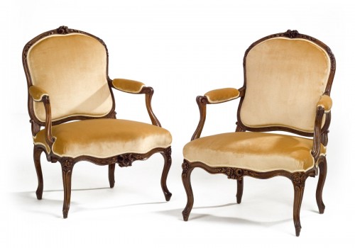 Deux fauteuils à la Reine d'époque Transition