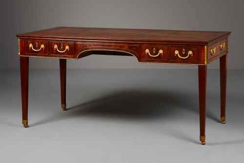 Bureau Plat Anglais d'époque géorgiènne - Mobilier Style Louis XVI