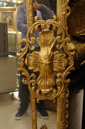 Miroirs, Trumeaux  - Grand miroir en bois doré, Italie, 18e siècle