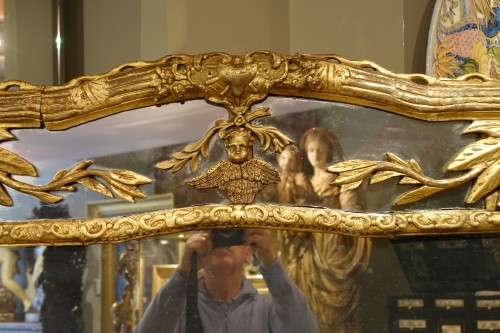 Grand miroir en bois doré, Italie, 18e siècle - La Crédence