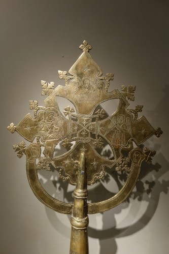 Grande croix Copte en laiton, Ethiopie fin du 18e siècle - Art sacré, objets religieux Style Louis XVI