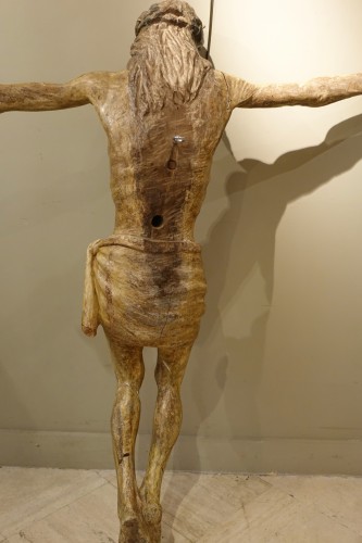 Antiquités - Très grand Christ en bois peint, Allemagne16e siècle