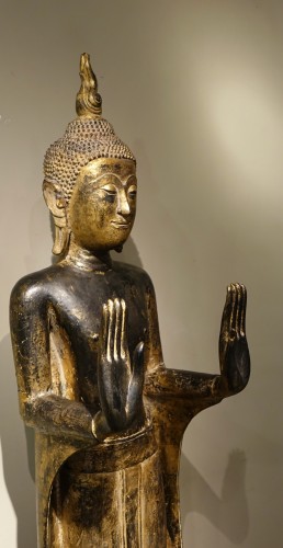 Asian Works of Art  - Large lacquered and gilt wood Buddha, Siam, 18th Century 