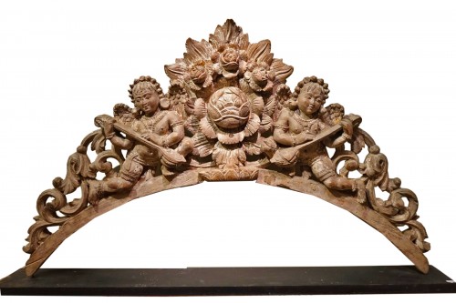 Arche en bois sculpté à deux anges musiciens, Inde Tamil Nadu 19e siècle