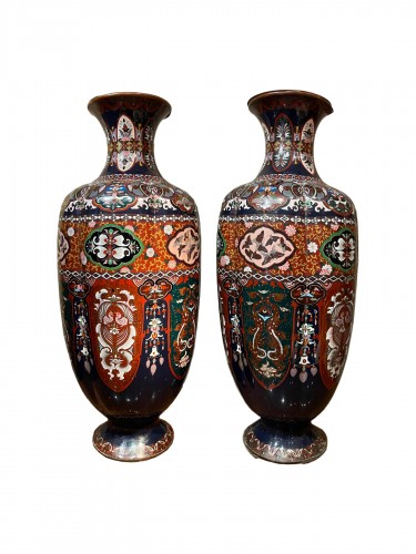 Très grande paire de vases cloisonnés, Japon 19e siècle