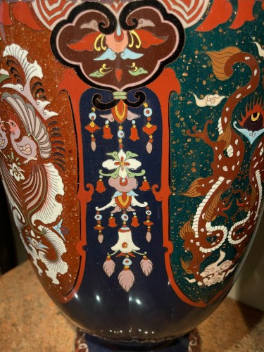 Asian Works of Art  - Very large pair of cloisonné vases, Japan 19th century