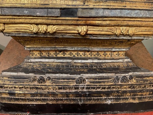 Très grand Bouddha en bois sculpté et doré, Birmanie 19e siècle - Art nouveau
