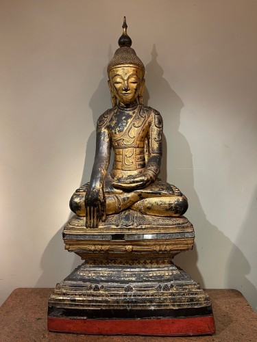 Antiquités - Très grand Bouddha en bois sculpté et doré, Birmanie 19e siècle