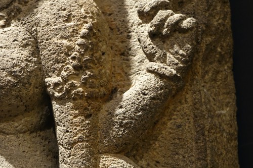  - Statue en pierre de la déesse Durga, Inde 13e - 14e siècle