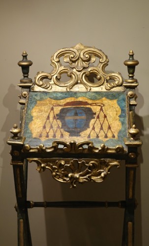 Mobilier Meuble d'appoint - Lutrin en bois peint, Venise, 18e siècle