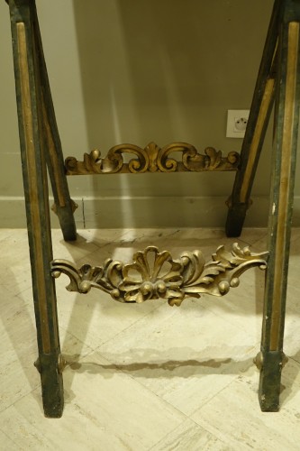 XVIIIe siècle - Lutrin en bois peint, Venise, 18e siècle