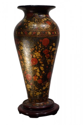  Lacquered Vase, Kashmir, India 19th Century.