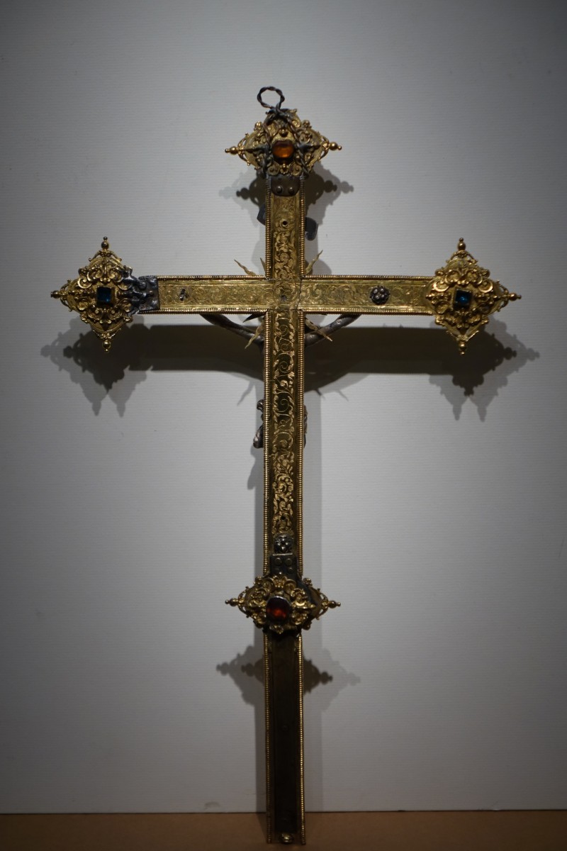 Christ sur une croix en argent doré, Rome vers 1600 - XVIIe siècle - N