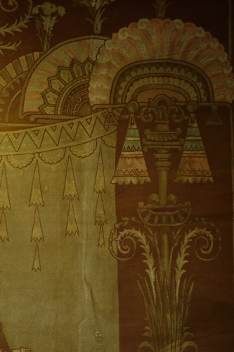 Antiquités - Grande portière Orientaliste représentant une reine Mésopotamienne ( d'une paire),1880