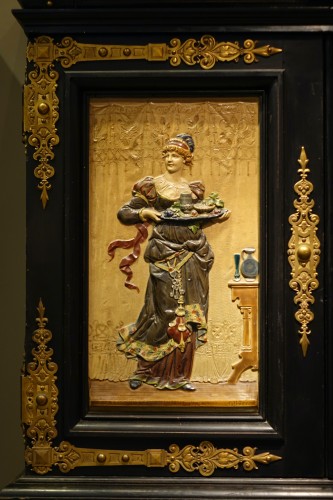 Cabinet en chêne noirci, bronze et céramiques - France vers 1860 - Mobilier Style Napoléon III