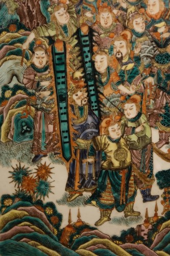 Grande plaque de porcelaine de Chine famille verte,, 19e siècle - La Crédence