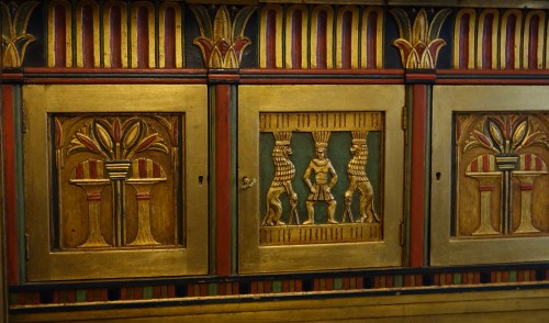 Very large piece of furniture Egyptomania, circa 1930 - 
