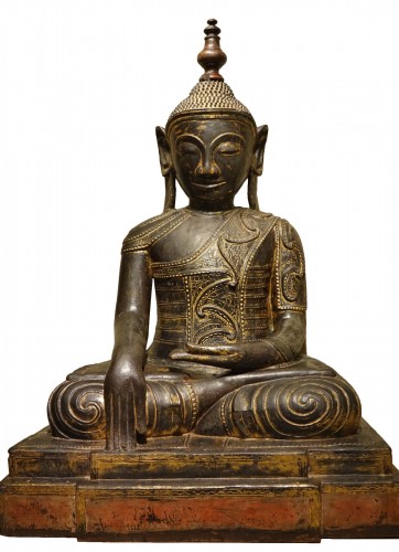 Very large Buddha in dry lacquer, Burma late 18th century 