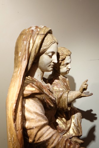 17th century - Large Virgin and Child in carved wood, France 17th century