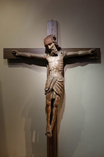 Moyen Âge - Grand Christ en croix, Bourgogne 15e siècle