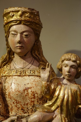 Large Virgin and Child on a throne, Spain, circa 1500 - Religious Antiques Style Renaissance