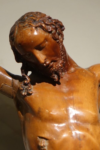 Louis XIV - Christ on the cross in boxwood, 17th century.