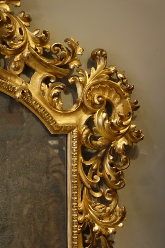 Grand miroir baroque en bois sculpté et doré, Italie 19e siècle - Miroirs, Trumeaux Style Napoléon III