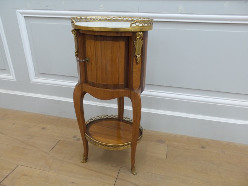 XVIIIe siècle - Table de salon estampillée Topino