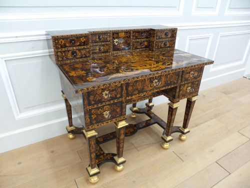 Bureau Mazarin d'époque Louis XIV - Mobilier Style Louis XIV