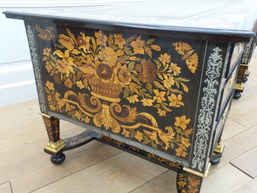 Bureau Mazarin d'époque Louis XIV attribué à Pierre Gole - Louis XIV