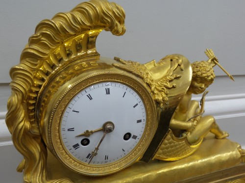 XIXe siècle - Pendule en bronze d'époque Empire
