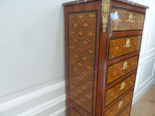 Louis XVI period Semainier with marquetry - Louis XVI