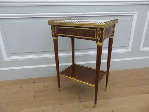Table d'époque Louis XVI estampillée Topino - Mobilier Style Louis XVI