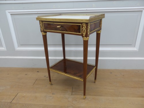 Table d'époque Louis XVI estampillée Topino - La Jurande