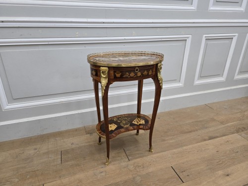 Mobilier Table & Guéridon - Petite table de salon estampillée Charles Topino