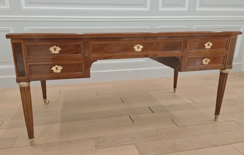 Bureau Louis XVI estampillé Jean Baptiste Vassou - Mobilier Style Louis XVI