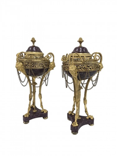 Paire de brûle-parfum Louis XVI